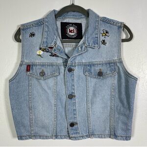 Lei, Vintage Embroidered Denim Cropped Vest. Size Medium. Y2K. Excellent cond!
